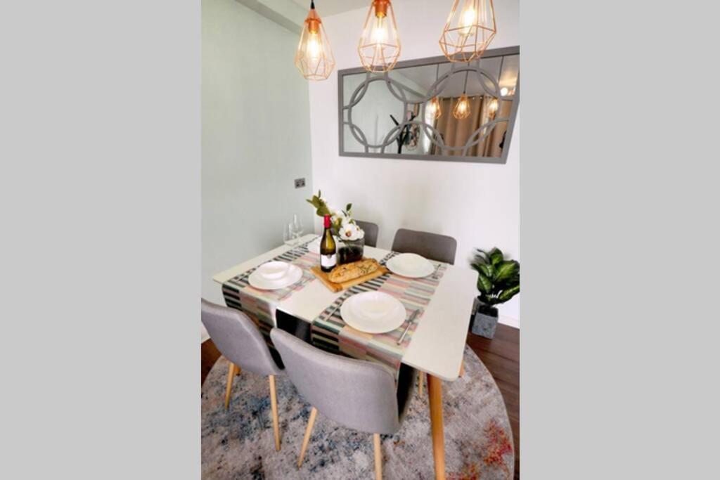 Super Spacious 2 Bedroom Apt 20Mn From Central. London Exterior photo