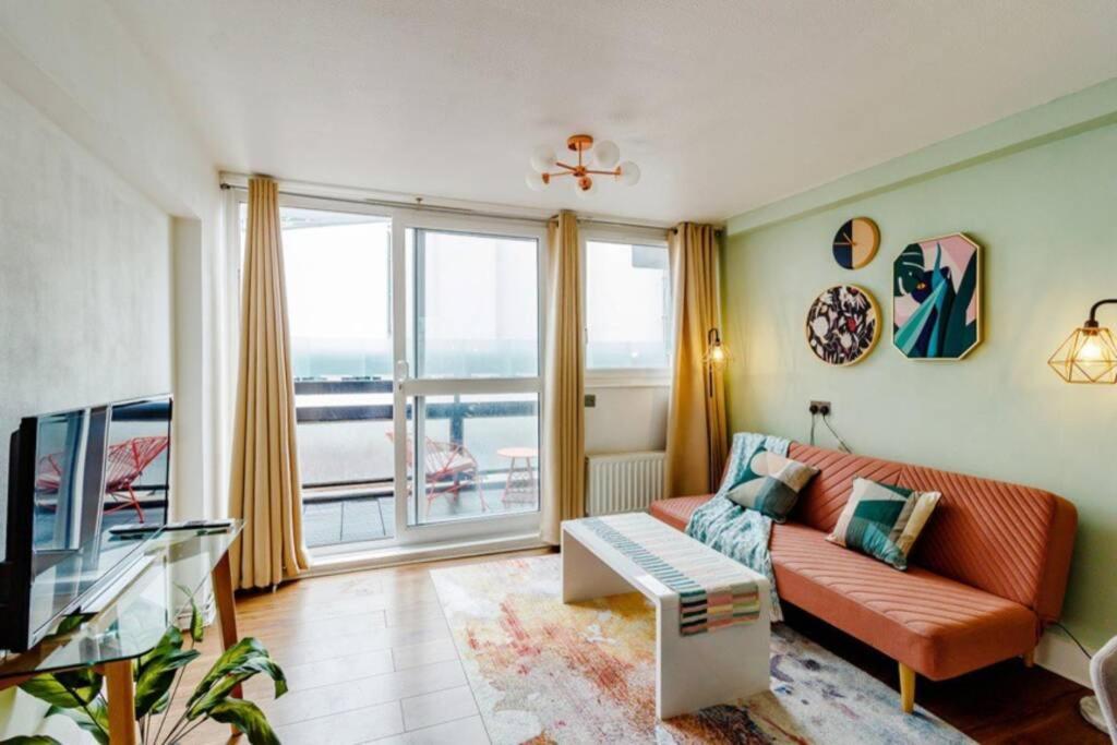 Super Spacious 2 Bedroom Apt 20Mn From Central. London Exterior photo