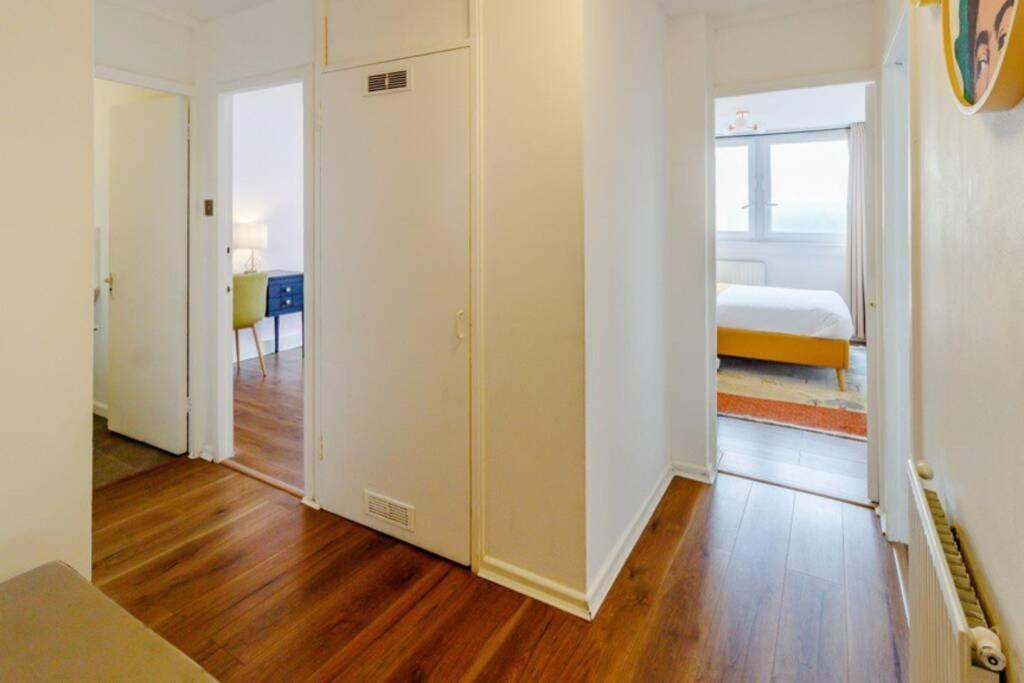 Super Spacious 2 Bedroom Apt 20Mn From Central. London Exterior photo