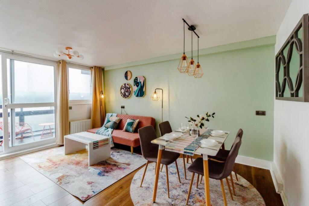 Super Spacious 2 Bedroom Apt 20Mn From Central. London Exterior photo